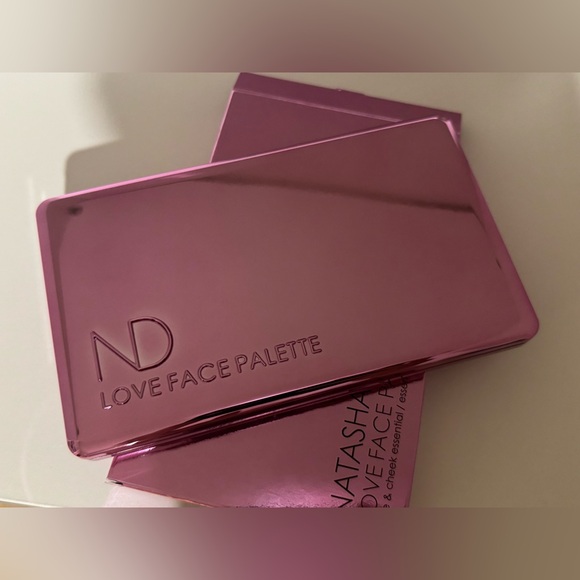 NATASHA DENONA | Love Face Palette | Eye & Cheek Essentials - Picture 14 of 15